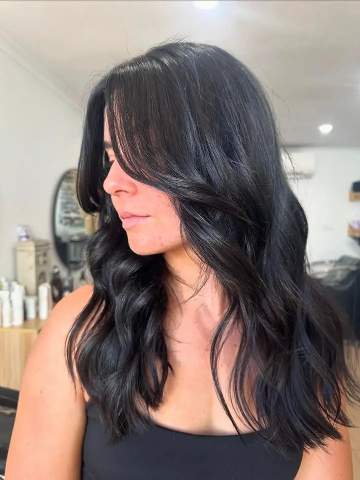 Jet Black Waves With Full Bangs Jet Black Waves With Full Bangs — Winter Hairstyles for Plus Size Women