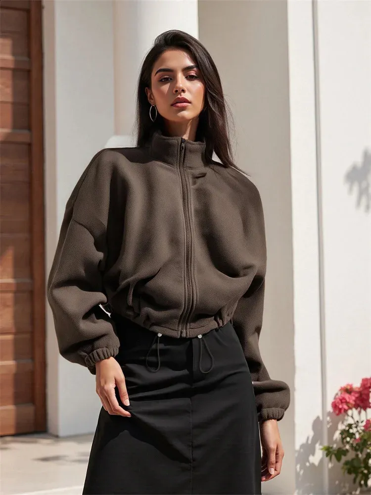 Define Your Waist with a Cinched-Hem Fleece Jacket — Fleece Jacket Outfits