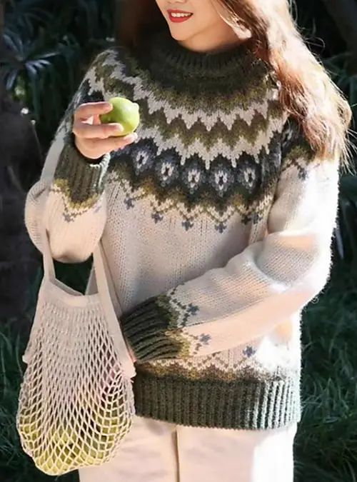 Fair Isle Sweater with Sneakers and Scarf Fair Isle Sweater with Sneakers and Scarf — Fair Isle Sweater Outfits