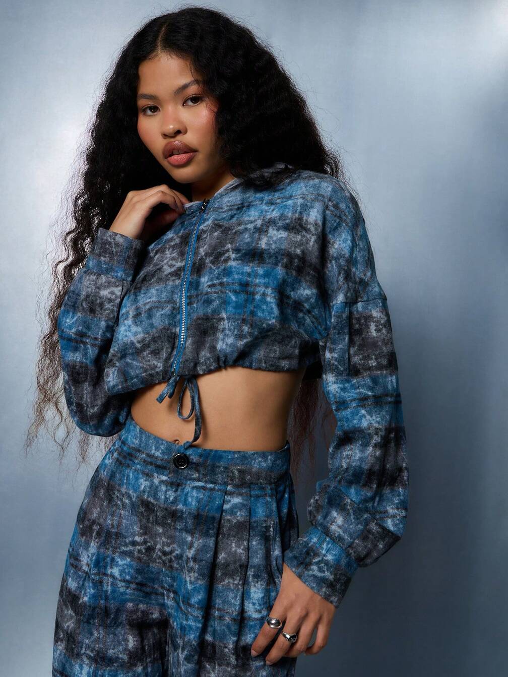 Plaid Cropped Hoodie and Matching Skirt Set — Winter Streetwear Outfits