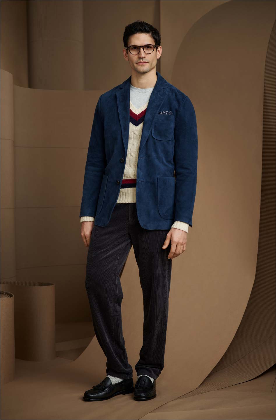 Smart Casual Texture: Suede Blazer and Knitwear Smart Casual Texture: Suede Blazer and Knitwear — Winter Outfits for Men