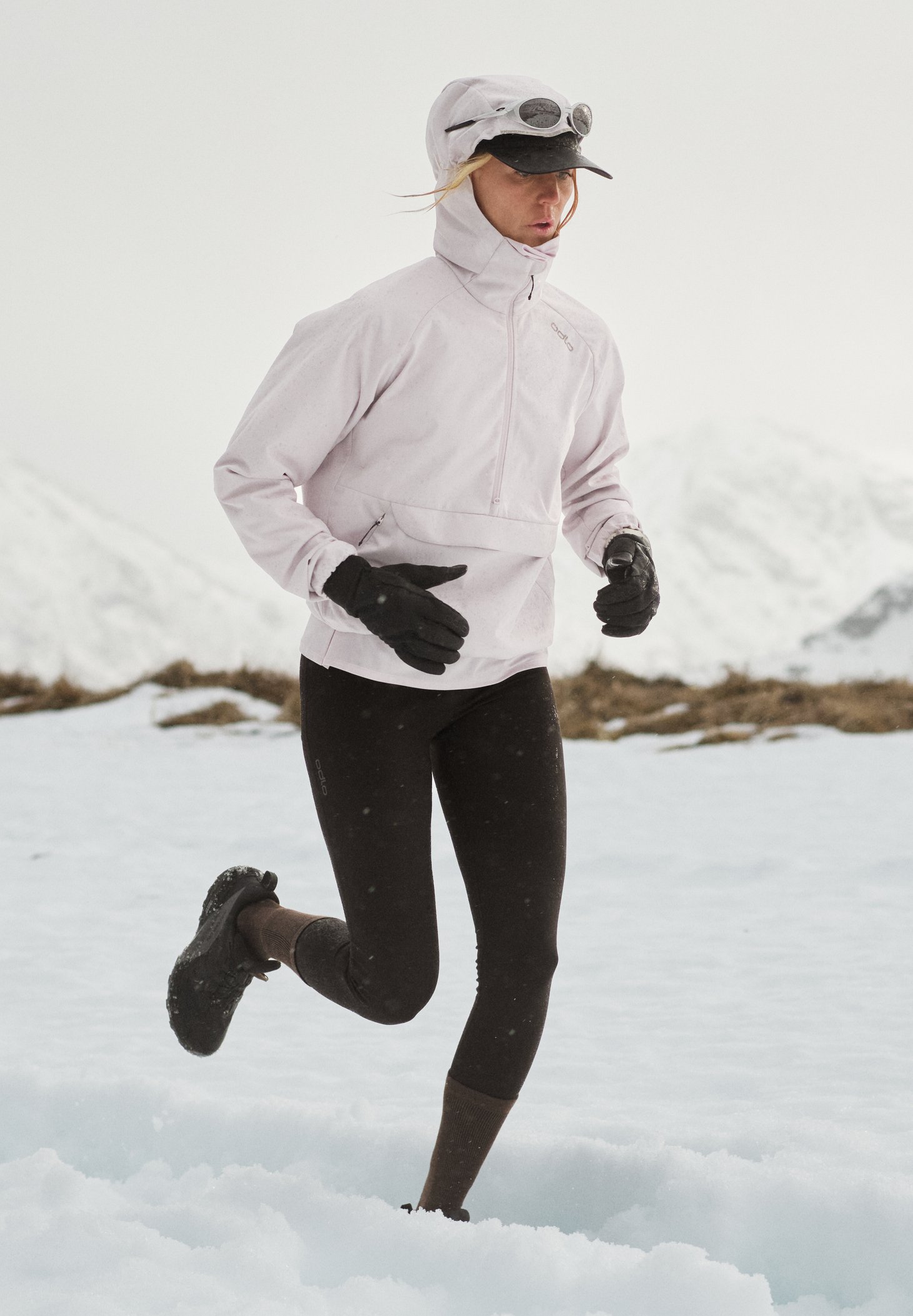 Pale Lilac Hooded Jacket for Cold Weather Running — Winter Workout Outfits