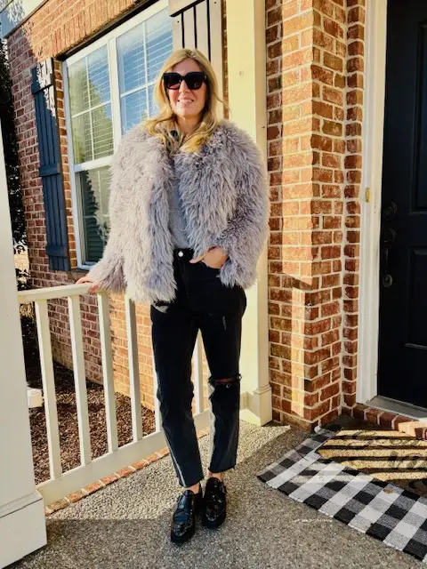 Shaggy Faux Fur Jacket with Ripped Jeans Shaggy Faux Fur Jacket with Ripped Jeans — Late Winter Outfits