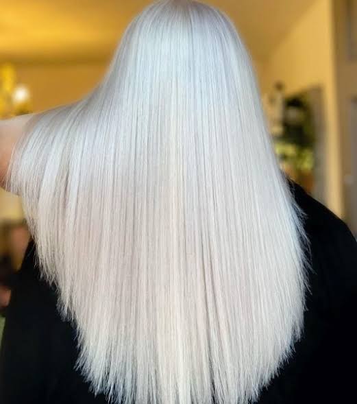 Uniform Platinum Blonde Sleek Mid-Back — Cool Winter Hair Colors