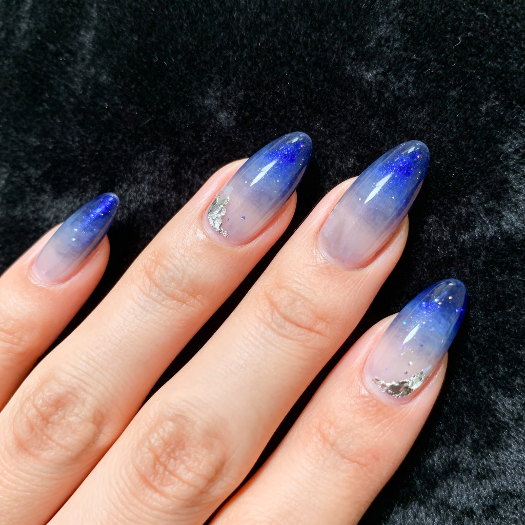 Deep Blue Glitter Ombre Stiletto Nails Deep Blue Glitter Ombre Stiletto Nails — Winter Acrylic Nails