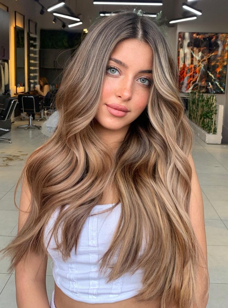 Ash Blonde With Darker Roots Ash Blonde With Darker Roots — Winter Hair Colors for Green Eyes