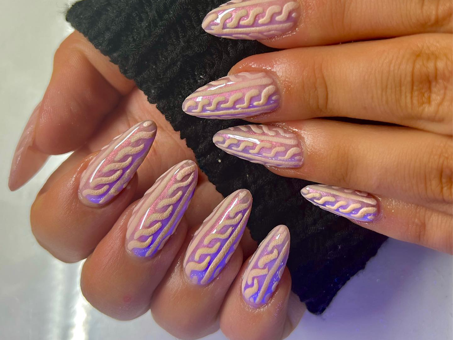 Realistic 3D Cable Knit Stilettos Realistic 3D Cable Knit Stilettos — Winter Nail Designs
