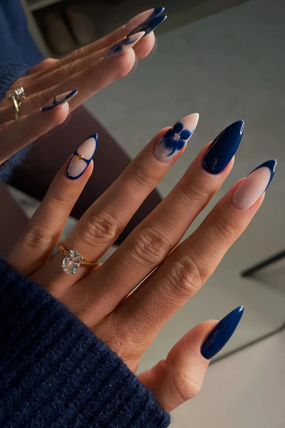 Glossy Visual Idea Glossy Visual Idea — Blue Nail Inspo
