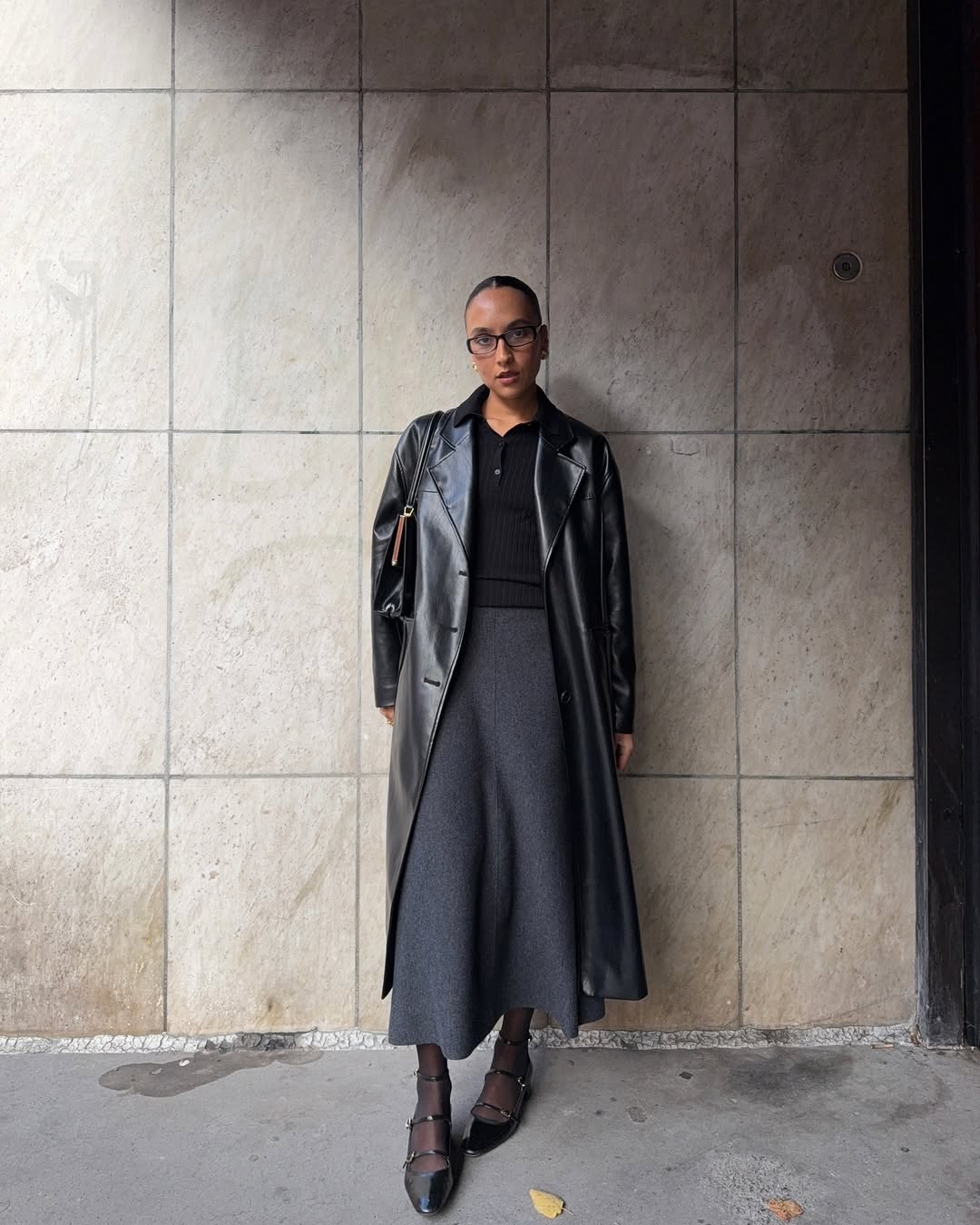 Faux Leather Trench Coat for Smart Casual City Looks Faux Leather Trench Coat for Smart Casual City Looks — Europe Winter Outfits