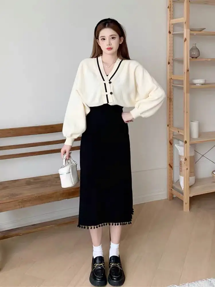 Cream Cropped Cardigan with Pom-Pom Skirt Cream Cropped Cardigan with Pom-Pom Skirt — Korean Winter Outfits