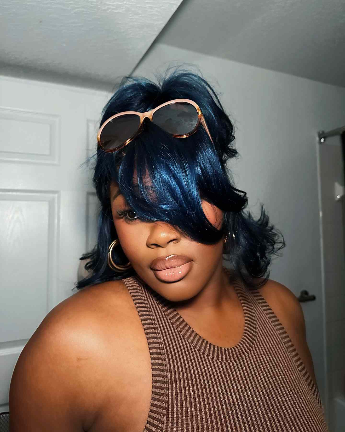 Collarbone Blue Black Waves With Fringe Collarbone Blue Black Waves With Fringe — Blue Black Hair