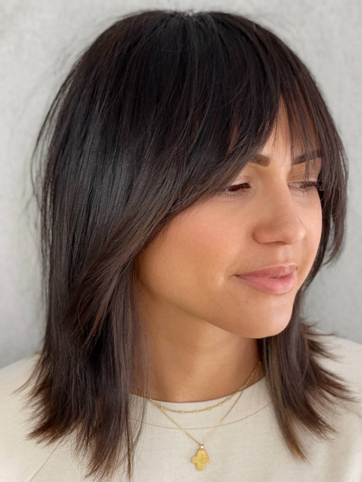 Shag Haircut with Curtain Bangs Shag Haircut with Curtain Bangs — Winter Haircuts for Straight Hair