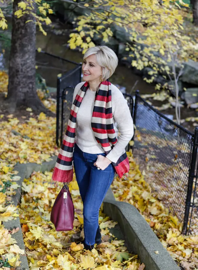 Boldly Striped Scarf with a Crewneck Sweater Boldly Striped Scarf with a Crewneck Sweater — Scarf Outfits