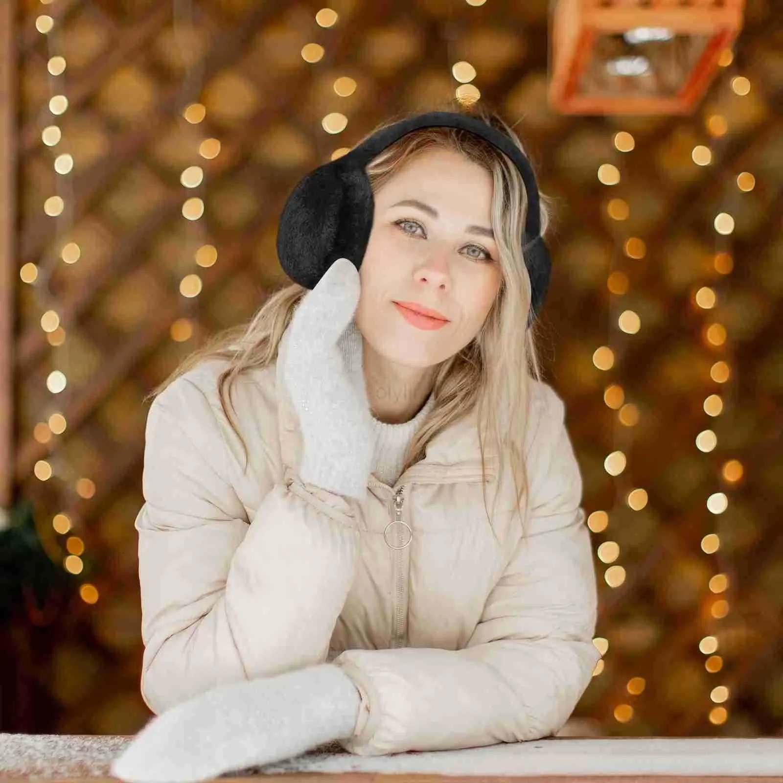 Beige Puffer Coat Paired with Black Faux Fur Earmuffs Beige Puffer Coat Paired with Black Faux Fur Earmuffs — Earmuffs Outfits