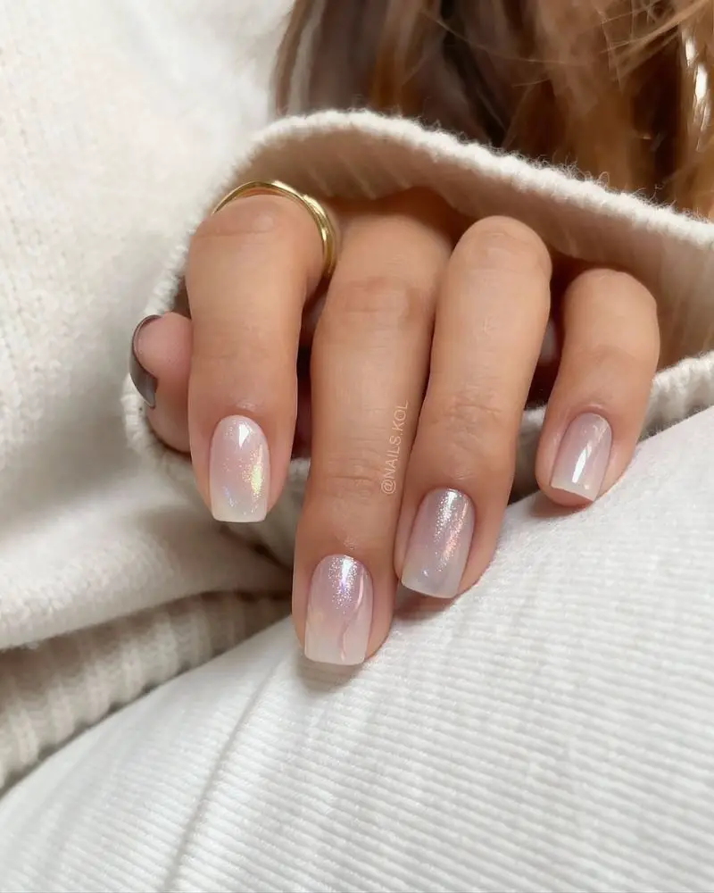 Matte Pale Pink Snowflake Gold Foil Nails Matte Pale Pink Snowflake Gold Foil Nails — Winter Square Nails