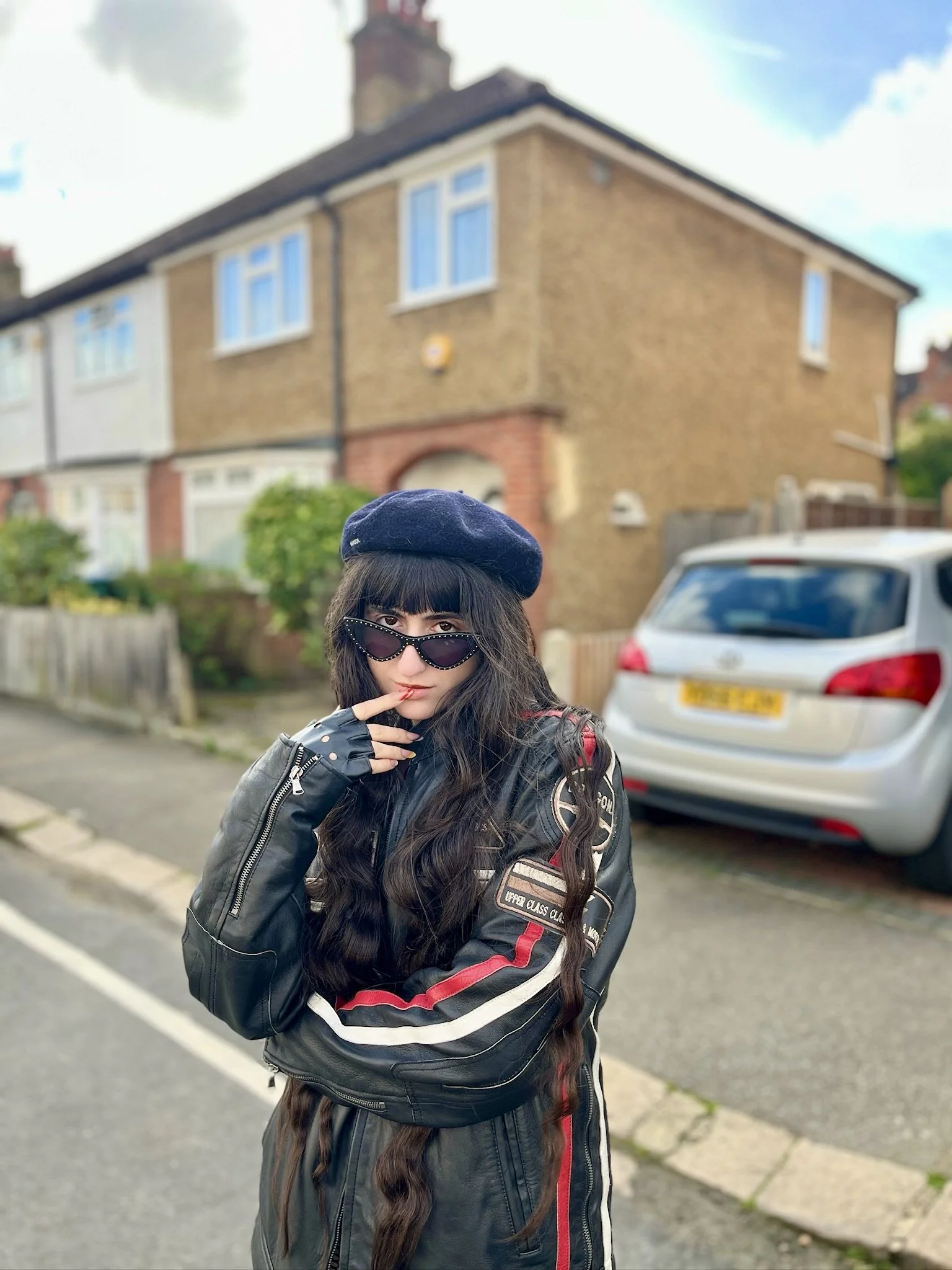 Edgy Black Beret with Leather Biker Jacket — Beret Outfits