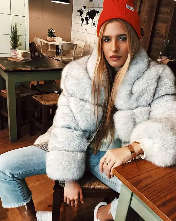 Light Grey Faux Fur Coat Over Plaid Blazer — Shearling Coat Outfits