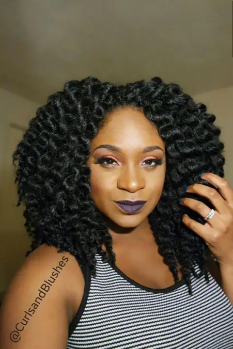 Collarbone Black Curls Defined Collarbone Black Curls Defined — Winter Haircuts for Curly Hair