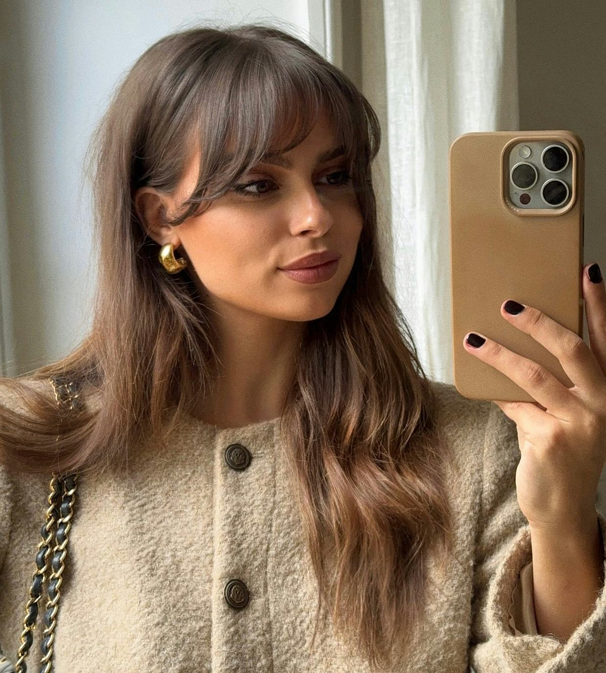 Mid-Back Layers With Long Curtain Bangs Mid-Back Layers With Long Curtain Bangs — Winter Haircuts with Curtain Bangs