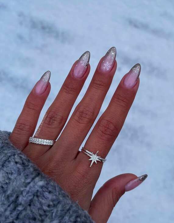 Silver Glitter French Tip Stilettos Silver Glitter French Tip Stilettos — Winter Stiletto Nails