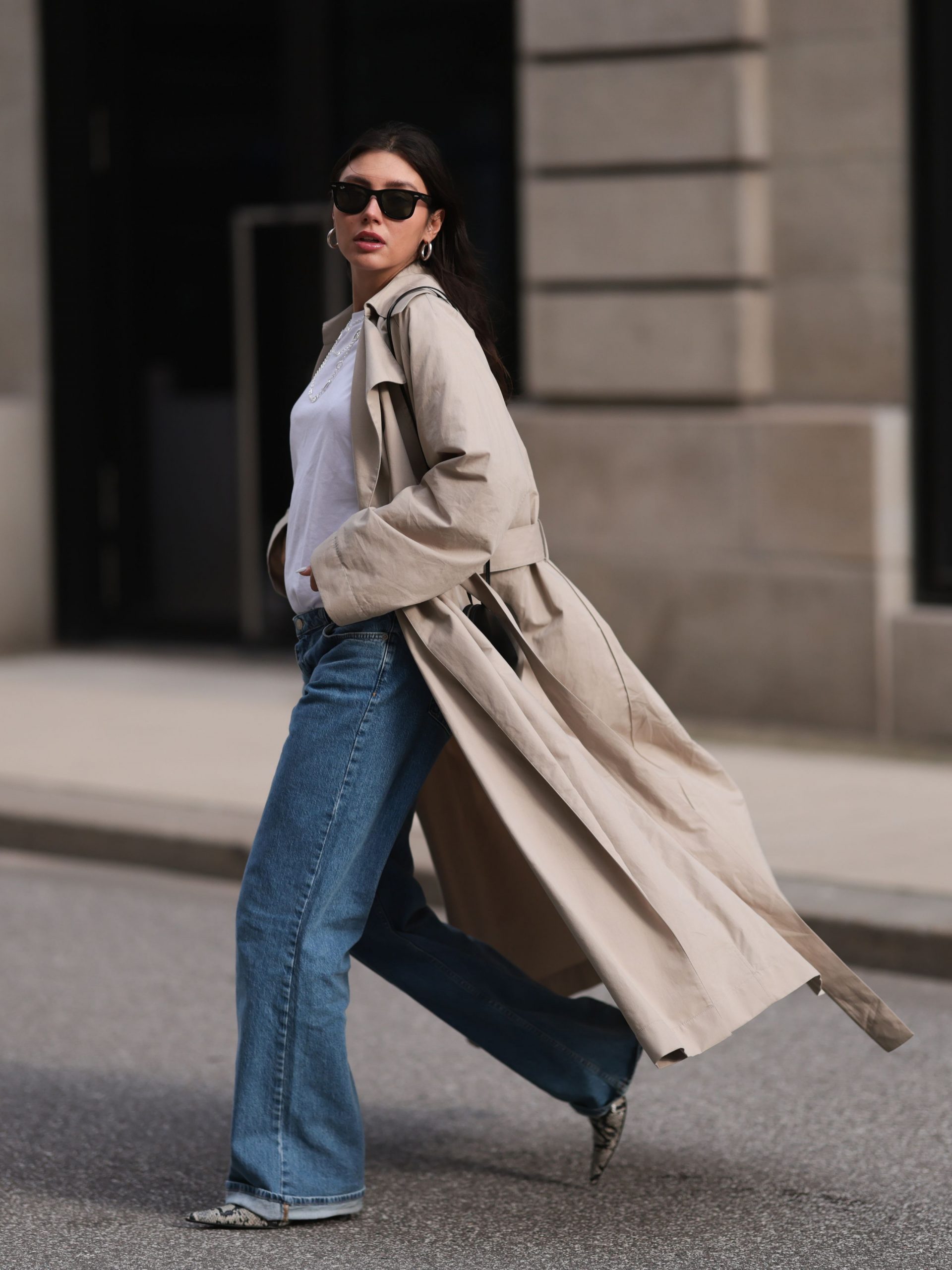 Flowing Trench Coat and Snakeskin Boots Flowing Trench Coat and Snakeskin Boots — Winter Outfits with Wide Leg Jeans