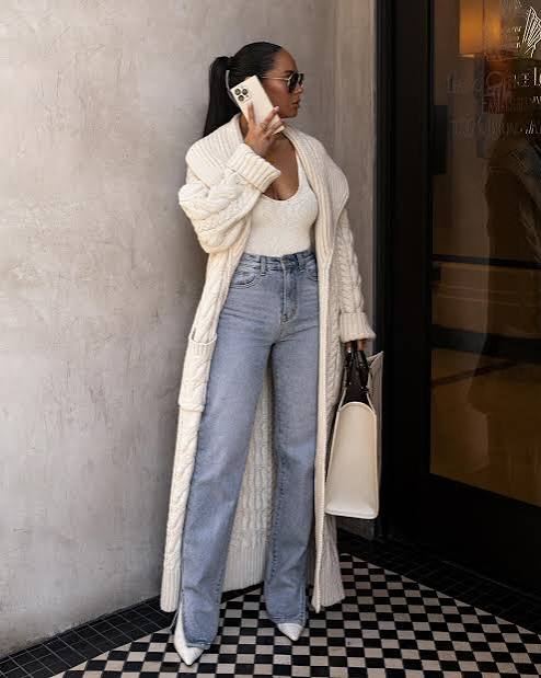 Cream Chunky Cardigan with Wide-Leg Jeans — Winter Outfits for Black Girls