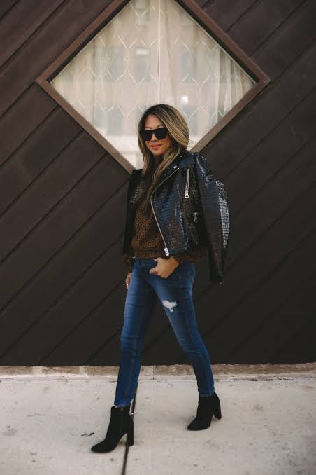Edgy Moto Jacket with Leopard Print Sweater and Skinny Jeans — Fall to Winter Outfits