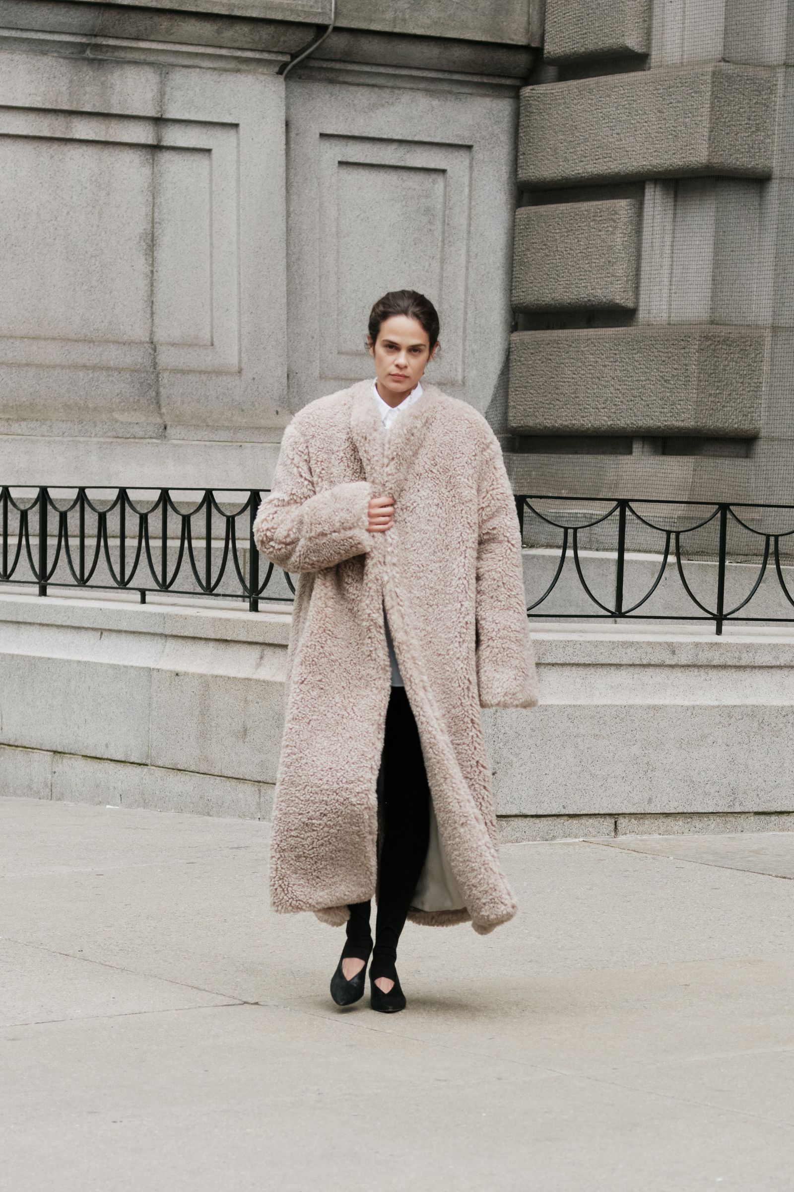 Black Ballet Flats Outfit Idea Black Ballet Flats Outfit Idea — Winter College Outfits
