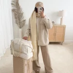 What to Wear to the Airport in Winter (Outfit Ideas for Women to Copy)