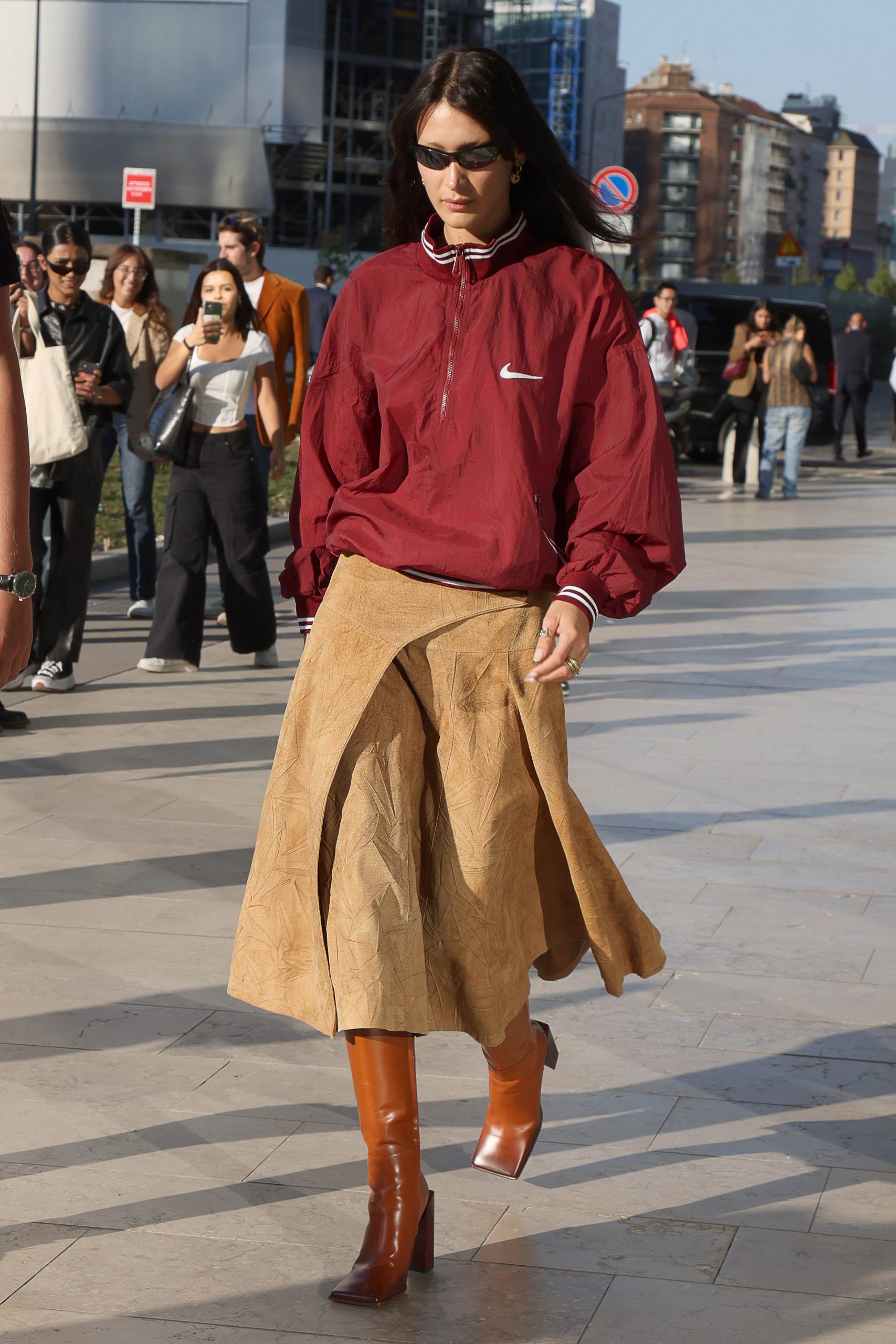 Casual Street Style Outfit Idea Casual Street Style Outfit Idea — Minimalist Winter Outfits