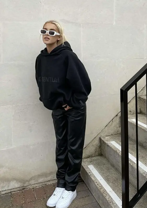 Streetwear Comfort: Oversized Hoodie with Satin Pants Streetwear Comfort: Oversized Hoodie with Satin Pants — Baddie Winter Outfits