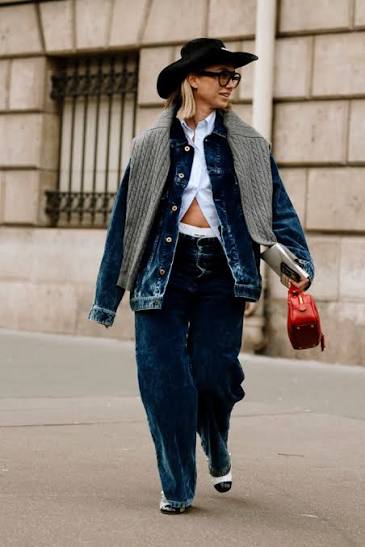 Denim Jacket and Sweater Drape: A Relaxed Western Layering Strategy — Western Winter Outfits
