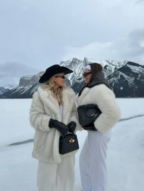 Voluminous Faux Fur Coat and Cowboy Hat: Ultimate Western Winter Statement — Western Winter Outfits