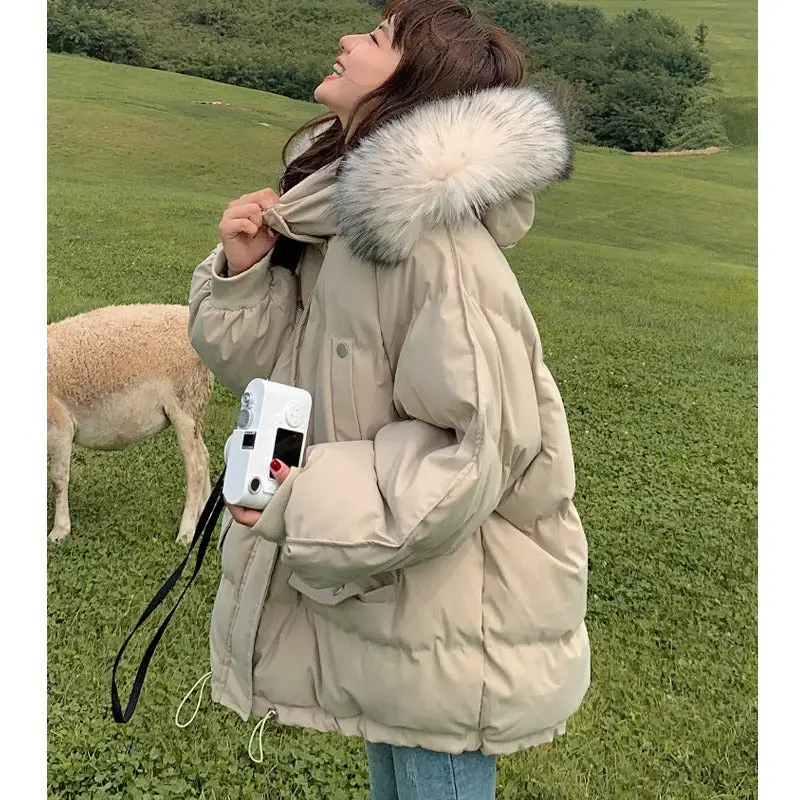 Oversized Beige Puffer Jacket with Fur-Lined Hood Oversized Beige Puffer Jacket with Fur-Lined Hood — Korean Winter Outfits