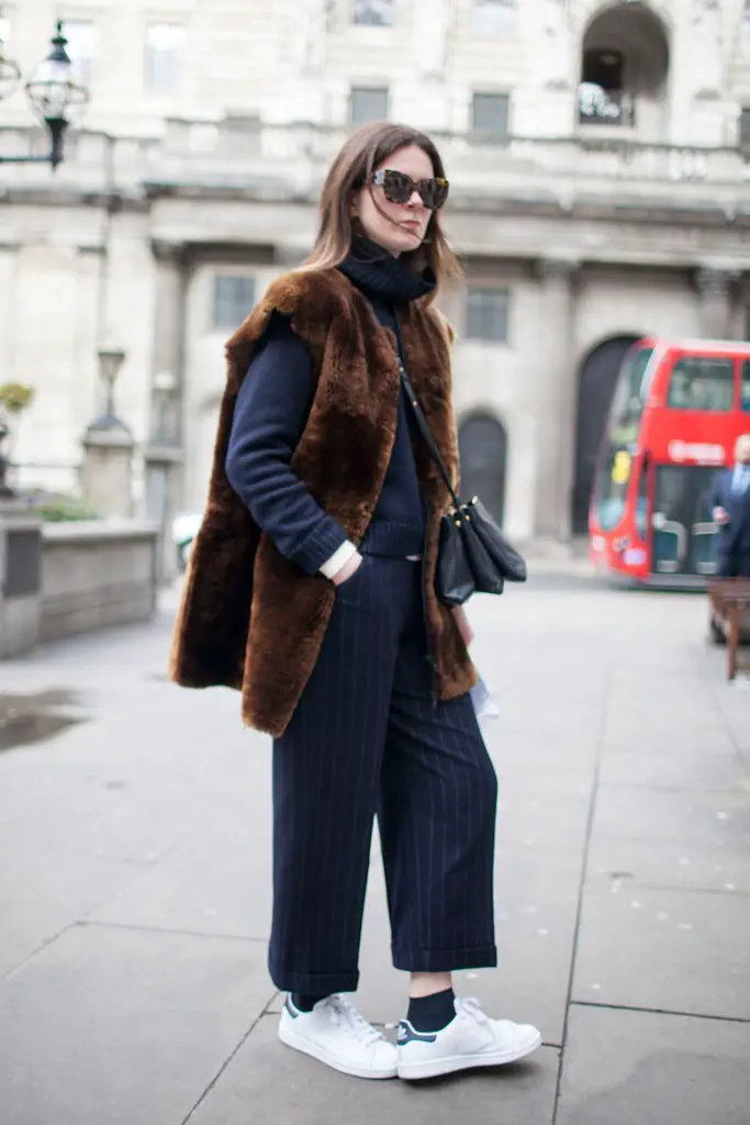 Chic Layering: Fur Vest Over Navy Turtleneck — London Winter Outfits