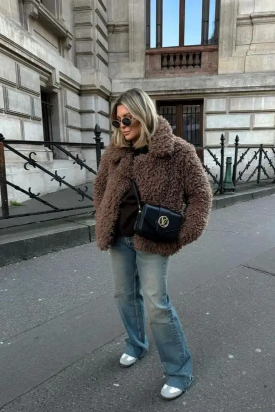 Casual City Exploration Outfit Idea Casual City Exploration Outfit Idea — Winter Outfits for Warm Weather