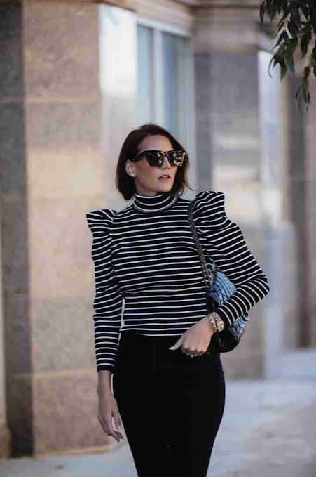 Black and White Striped Turtleneck with Puffed Shoulders and Slim Pants Black and White Striped Turtleneck with Puffed Shoulders and Slim Pants — Turtleneck Outfits