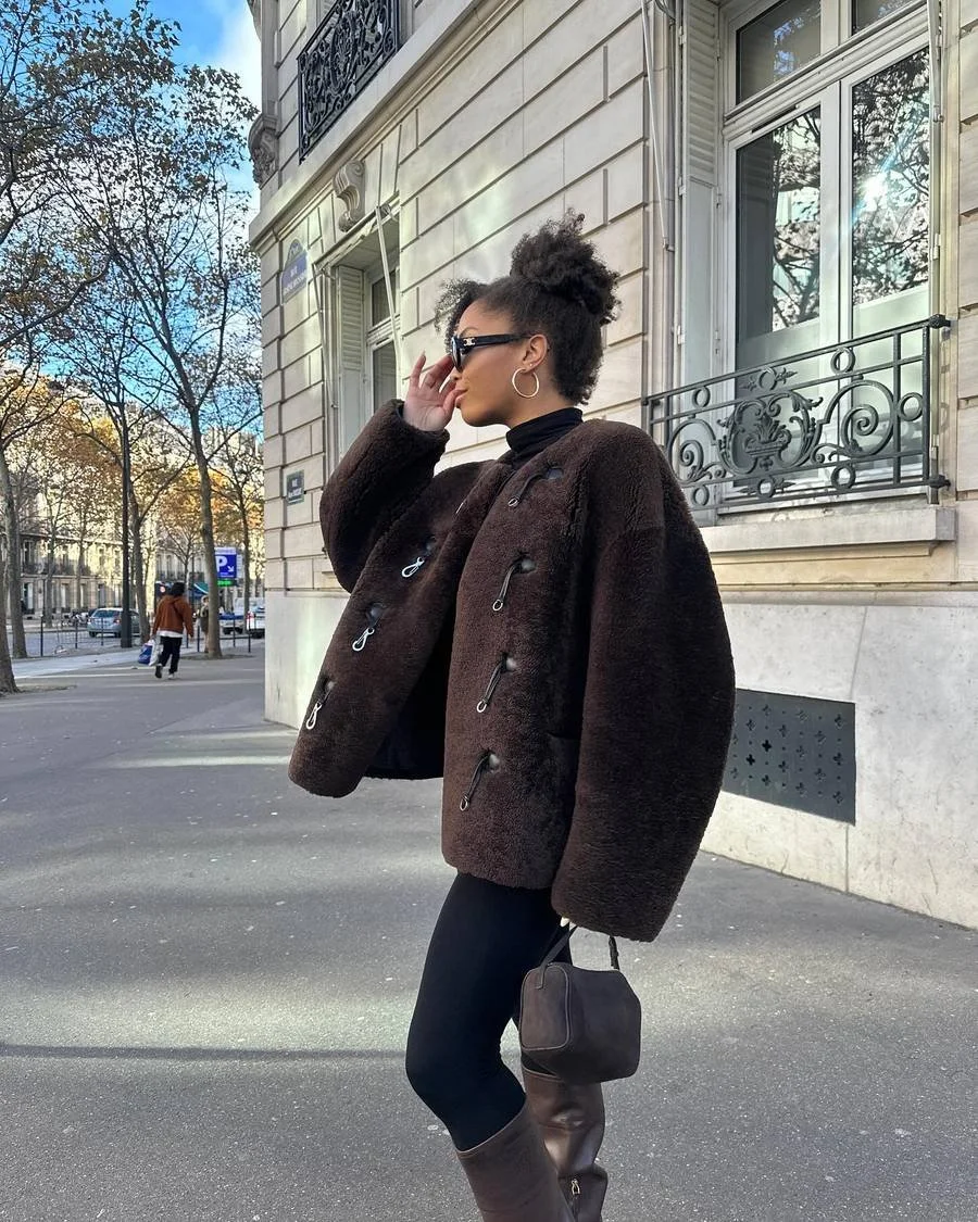 Oversized Fuzzy Jacket with Black Turtleneck and Leggings Oversized Fuzzy Jacket with Black Turtleneck and Leggings — December Outfits