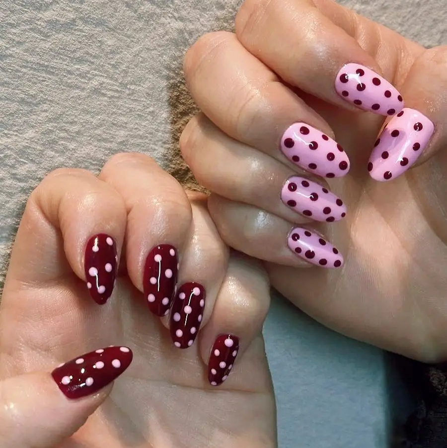 Dots On All Nails Visual Idea — Winter Round Nails