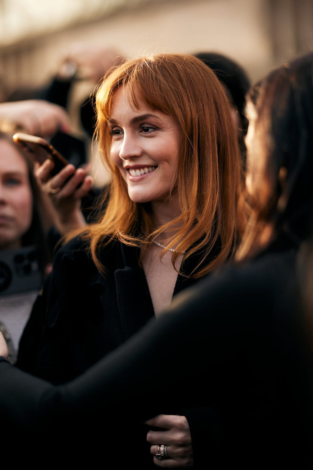 Vibrant Copper Collarbone With Blunt Bangs Vibrant Copper Collarbone With Blunt Bangs — Aesthetic Dye Hair