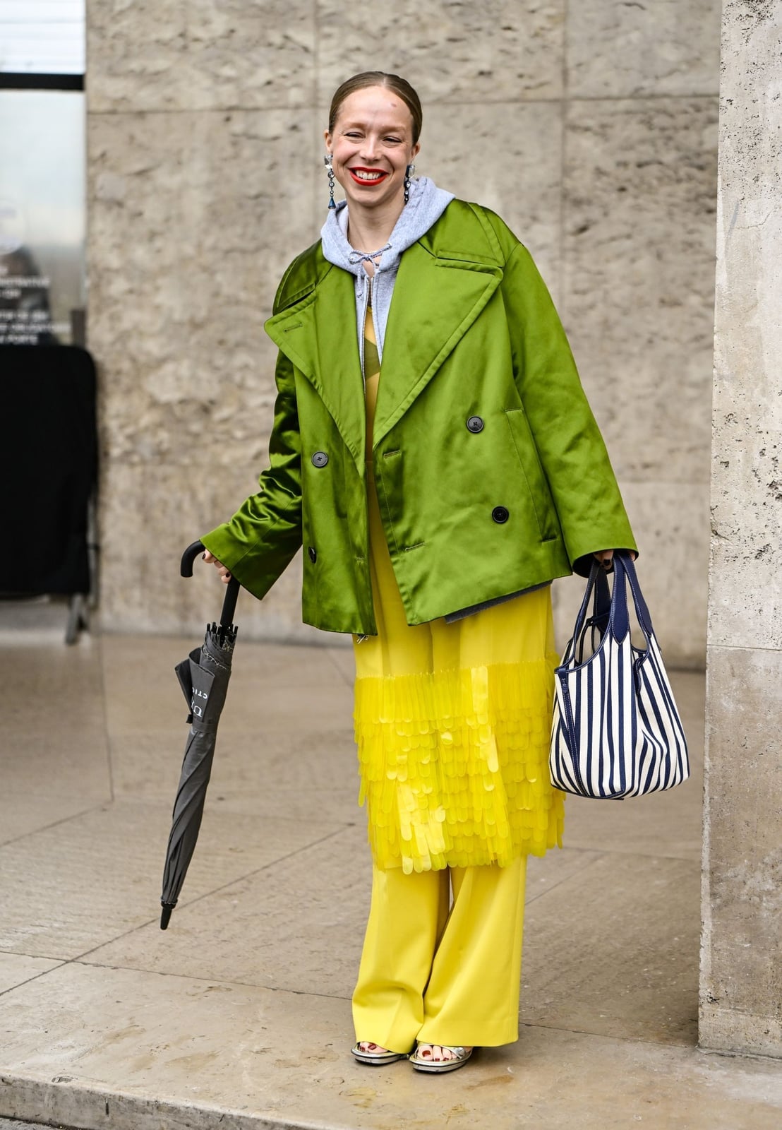 Gray Hoodie Under Lime Satin Jacket With Yellow Wide Leg Pants Gray Hoodie Under Lime Satin Jacket With Yellow Wide Leg Pants — Aesthetic Hoodie Outfits Women