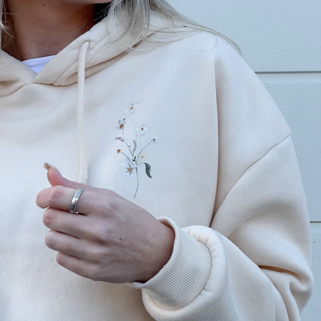Cream Oversized Hoodie With Floral Embroidery Cream Oversized Hoodie With Floral Embroidery — Aesthetic Hoodie Outfits Women