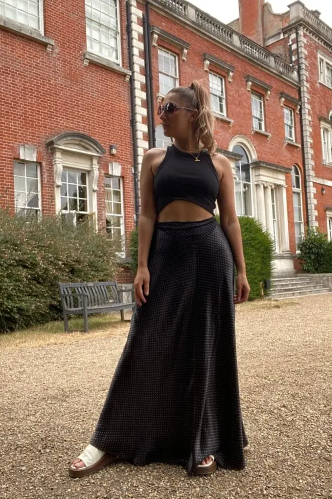 Black Polka Dot Maxi Skirt with a Cropped Halter Top Black Polka Dot Maxi Skirt with a Cropped Halter Top — Aesthetic Long Skirt Outfits