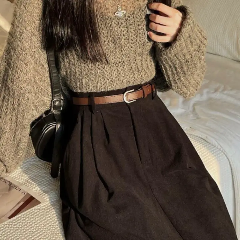 Black Corduroy A-line Maxi Skirt with a Chunky Knit, Close-Up Take Black Corduroy A-line Maxi Skirt with a Chunky Knit, Close-Up Take — Aesthetic Long Skirt Outfits