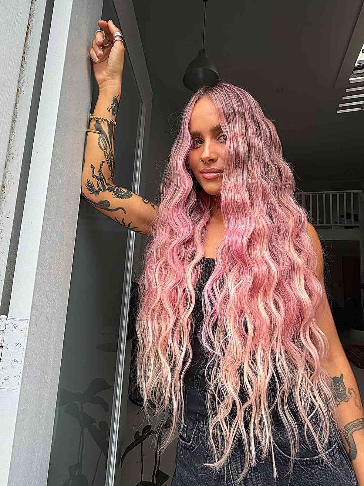 Thick Mid-Back Waves With Blonde Highlights Thick Mid-Back Waves With Blonde Highlights — Aesthetic Pastel Pink Hair