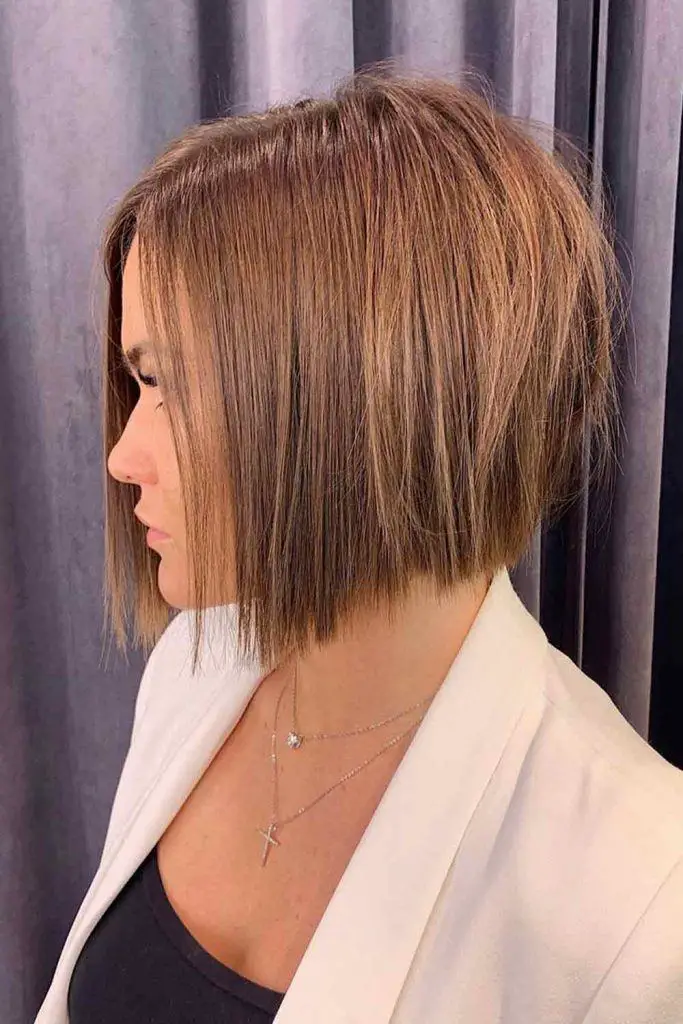 Chin-Length Angled Bob With Subtle Highlights — Aesthetic Thin Hair