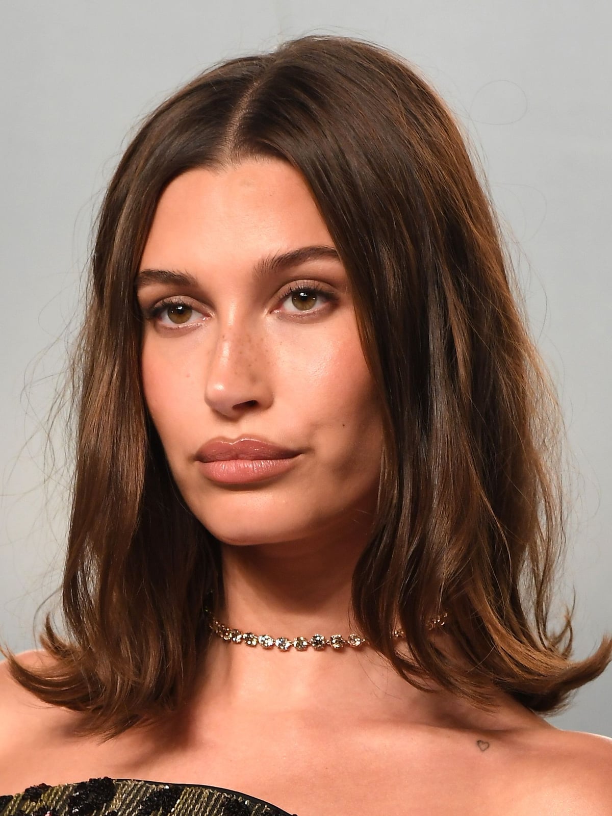 Collarbone Lob With Subtle Layers And Glossy Finish — Aesthetic Thin Hair
