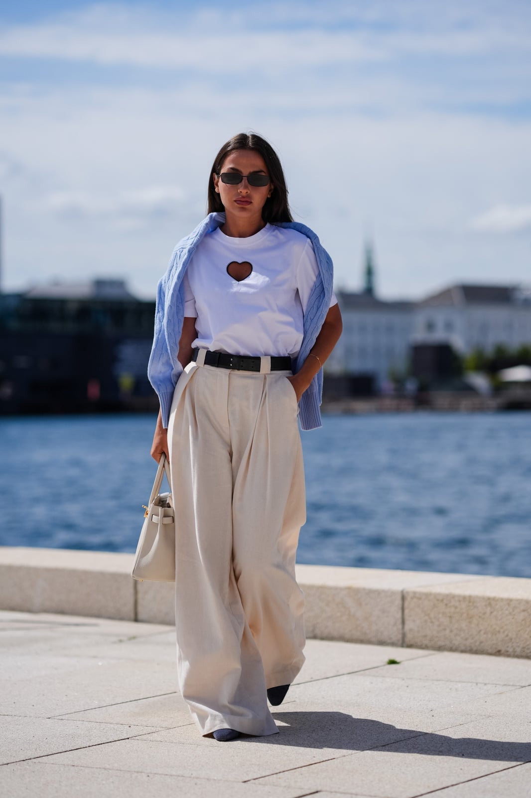 How to Cut a T Shirt and Look Chic in 2024