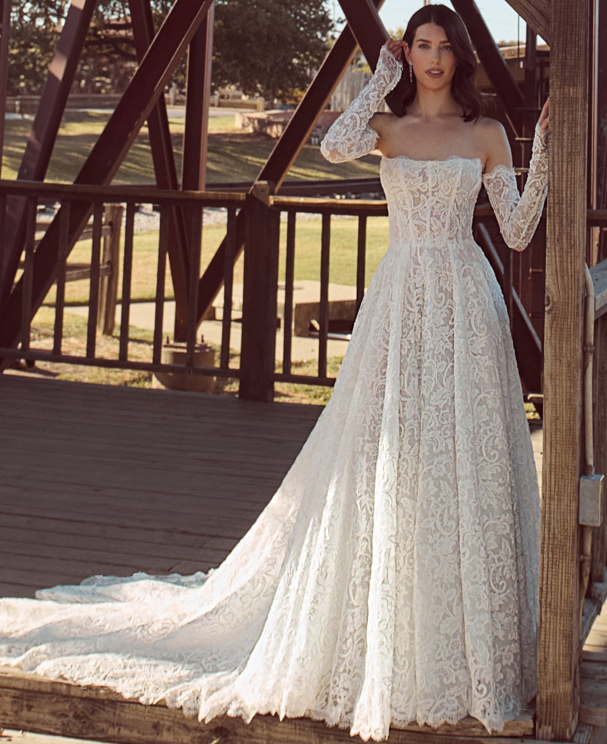 Ivory Ballgown Wedding Dress with Off-The-Shoulder Lace, Close-Up Take Ivory Ballgown Wedding Dress with Off-The-Shoulder Lace, Close-Up Take — Aesthetic Wedding Dress