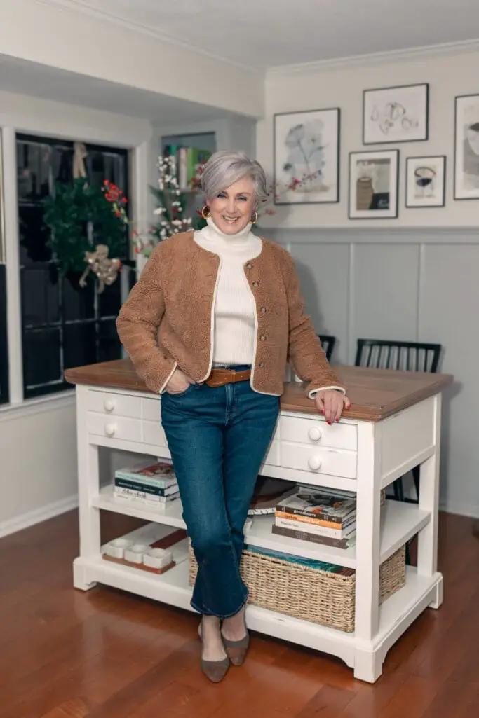 White Turtleneck and Brown Textured Jacket White Turtleneck and Brown Textured Jacket — Best Classy Outfits